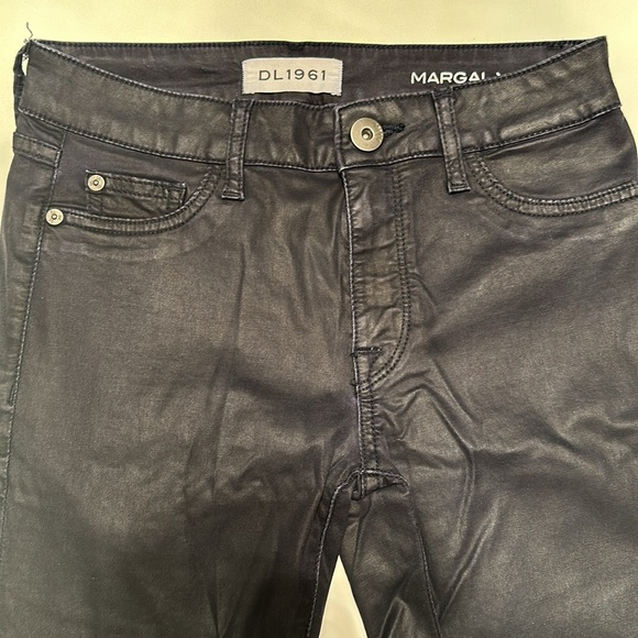 DL1961 coated denim! - Picture 3 of 4